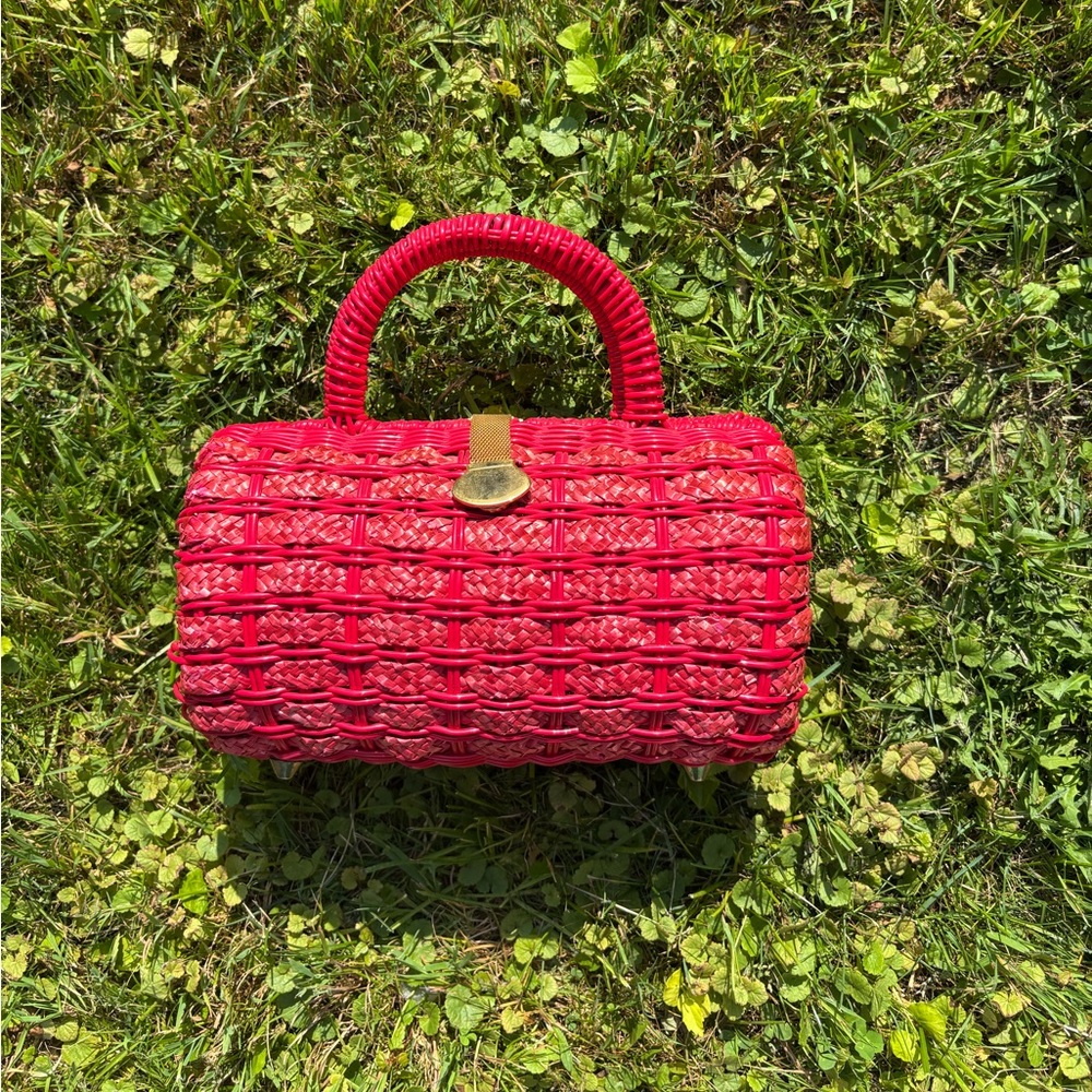 Elegant vintage woven bag 💋